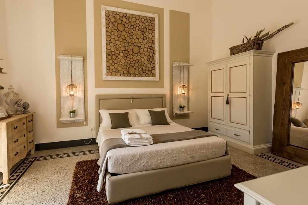Palazzo Bignami Bed & Breakfast Lecce Ngoại thất bức ảnh