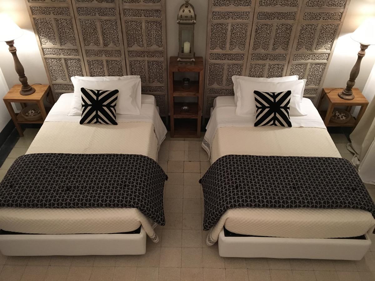 Palazzo Bignami Bed & Breakfast Lecce Ngoại thất bức ảnh