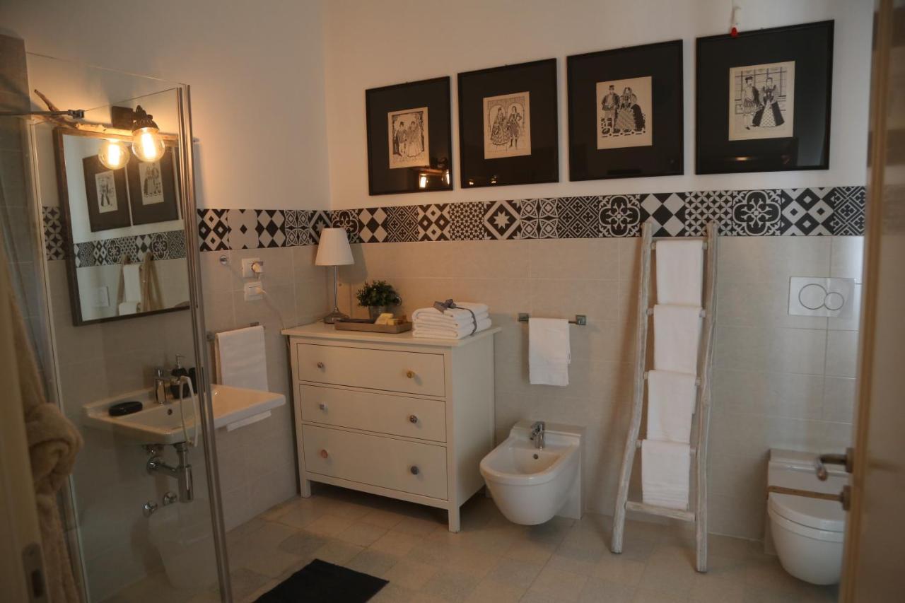 Palazzo Bignami Bed & Breakfast Lecce Ngoại thất bức ảnh