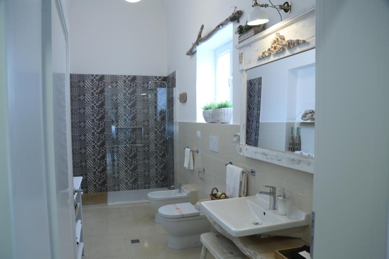 Palazzo Bignami Bed & Breakfast Lecce Ngoại thất bức ảnh