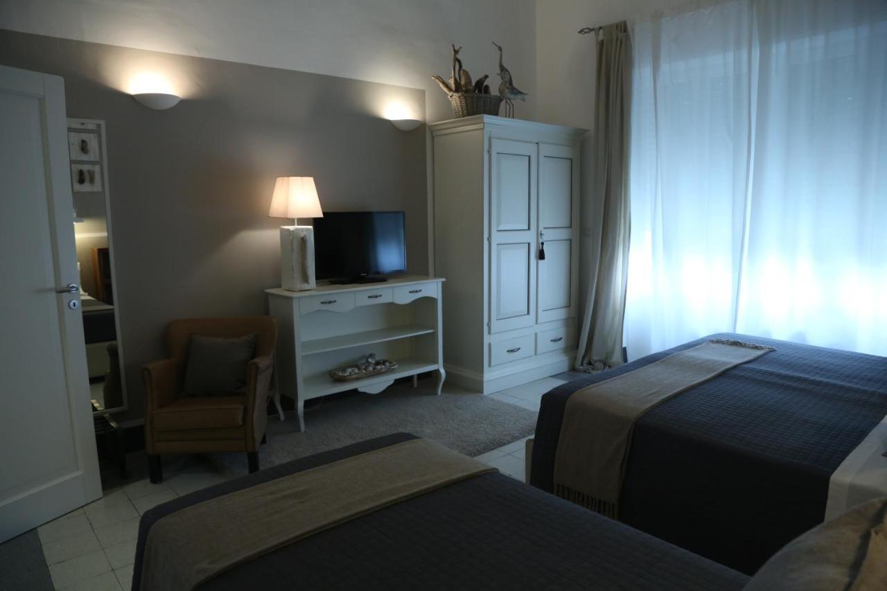 Palazzo Bignami Bed & Breakfast Lecce Ngoại thất bức ảnh
