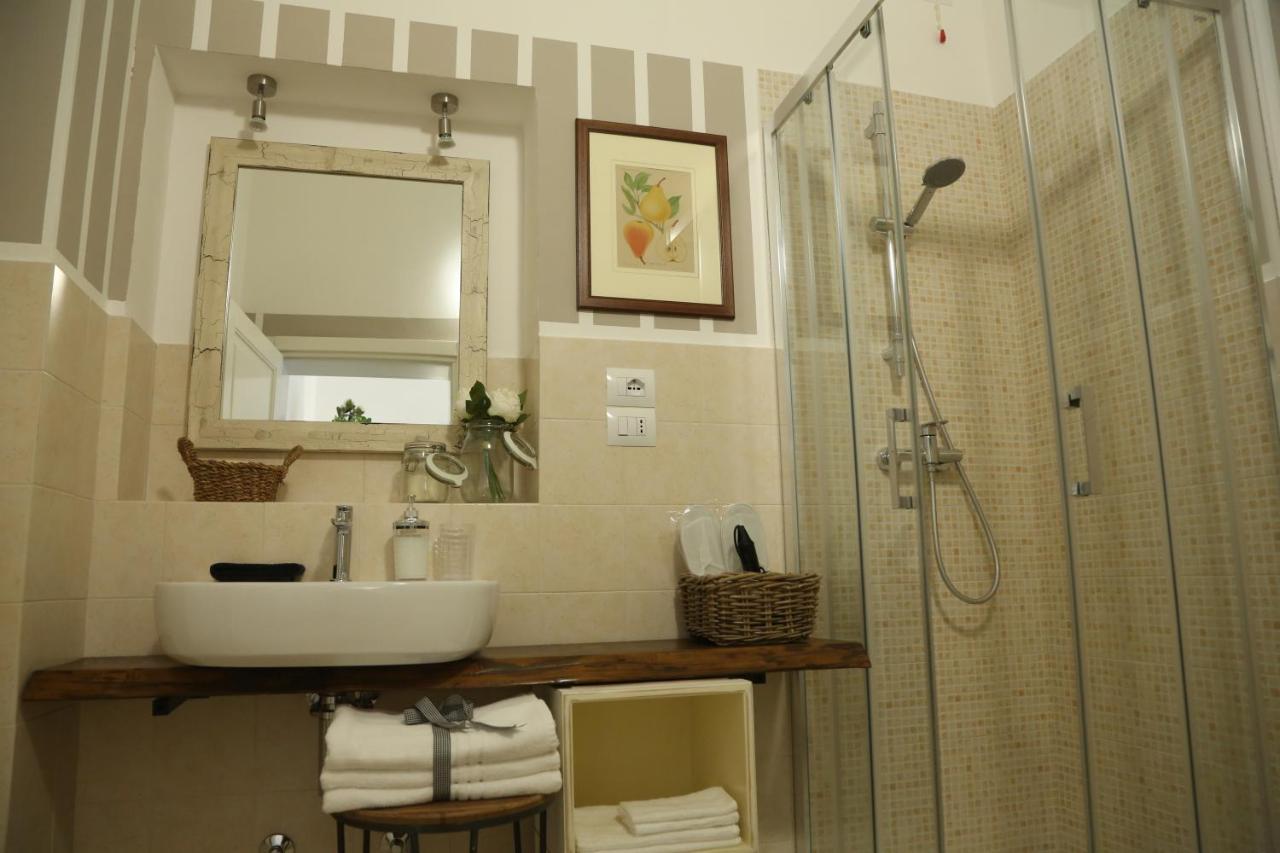 Palazzo Bignami Bed & Breakfast Lecce Ngoại thất bức ảnh